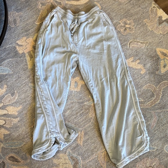 easel Pants - Easel Light Gray Women’s Drawstring Lounge Pants